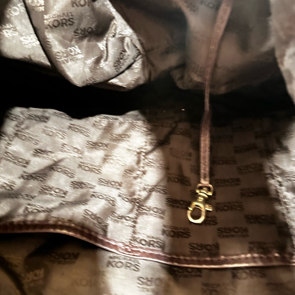 Michael Kors Astor dark brown leather Hobo bag gold grommets and tassels - Picture 13 of 15